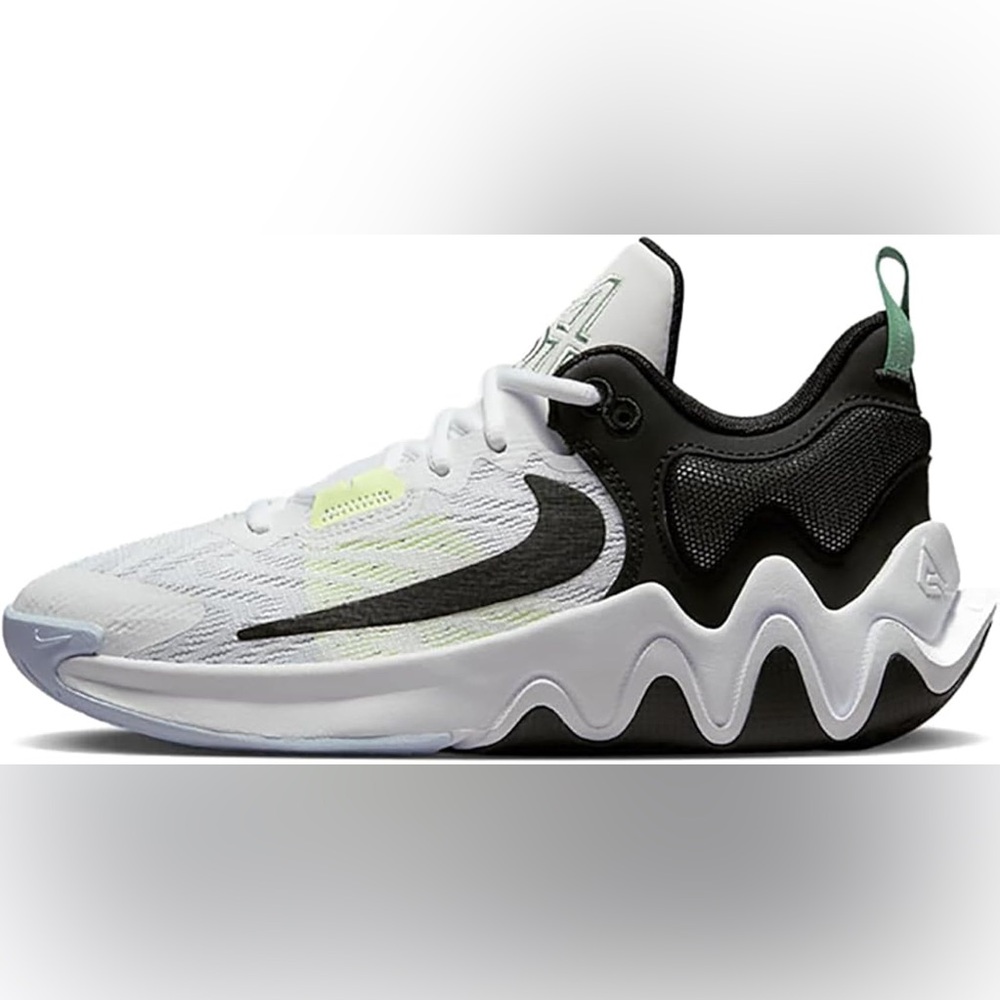 Nike Giannis Immortality 2- new without box